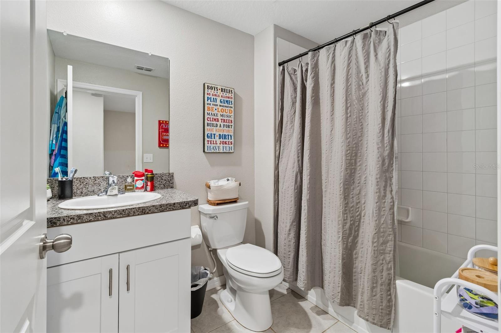 Image 30 of 73 For 3633 Bellmeade Court