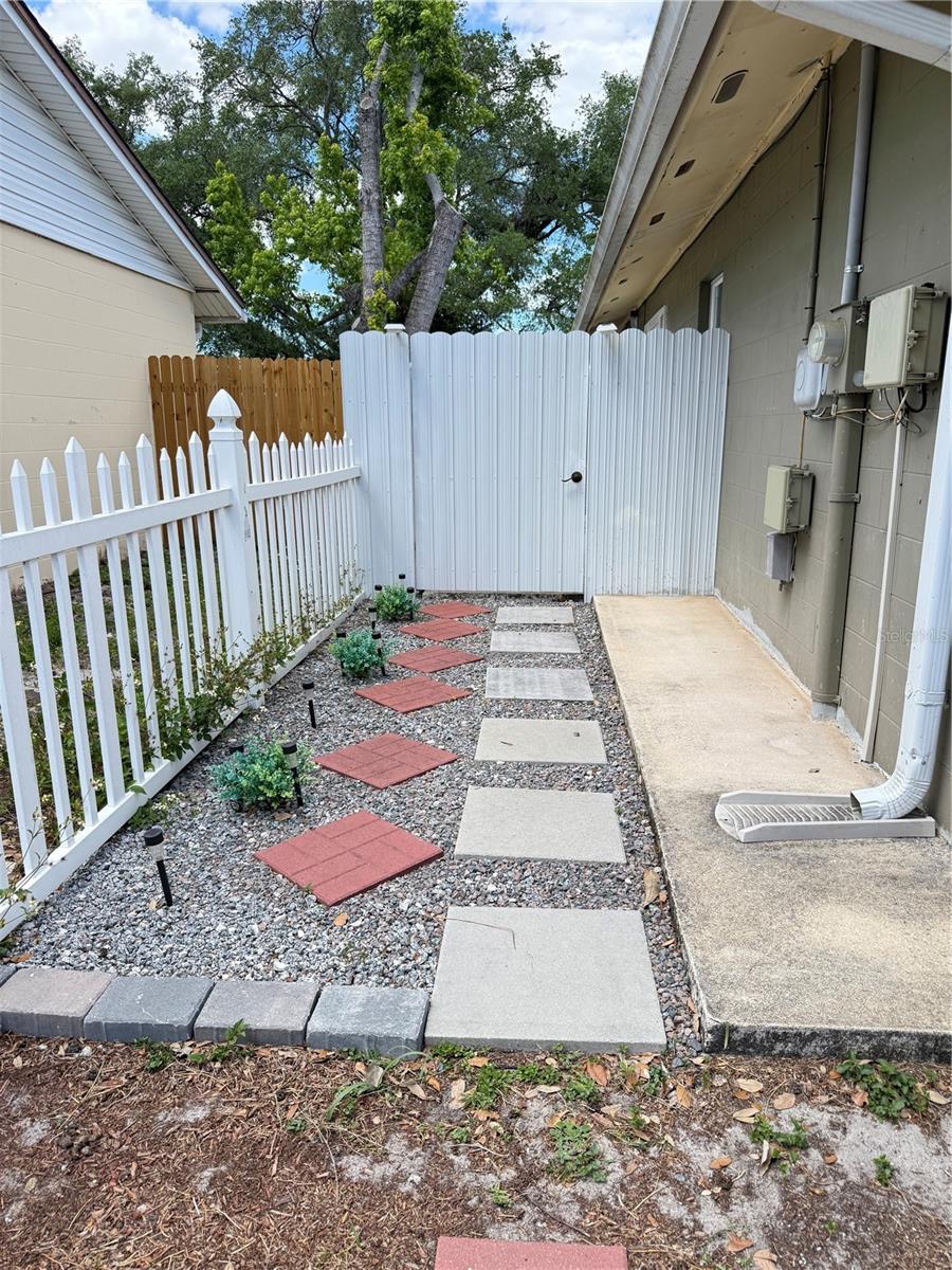 Image 13 of 25 For 7005 Jean Court