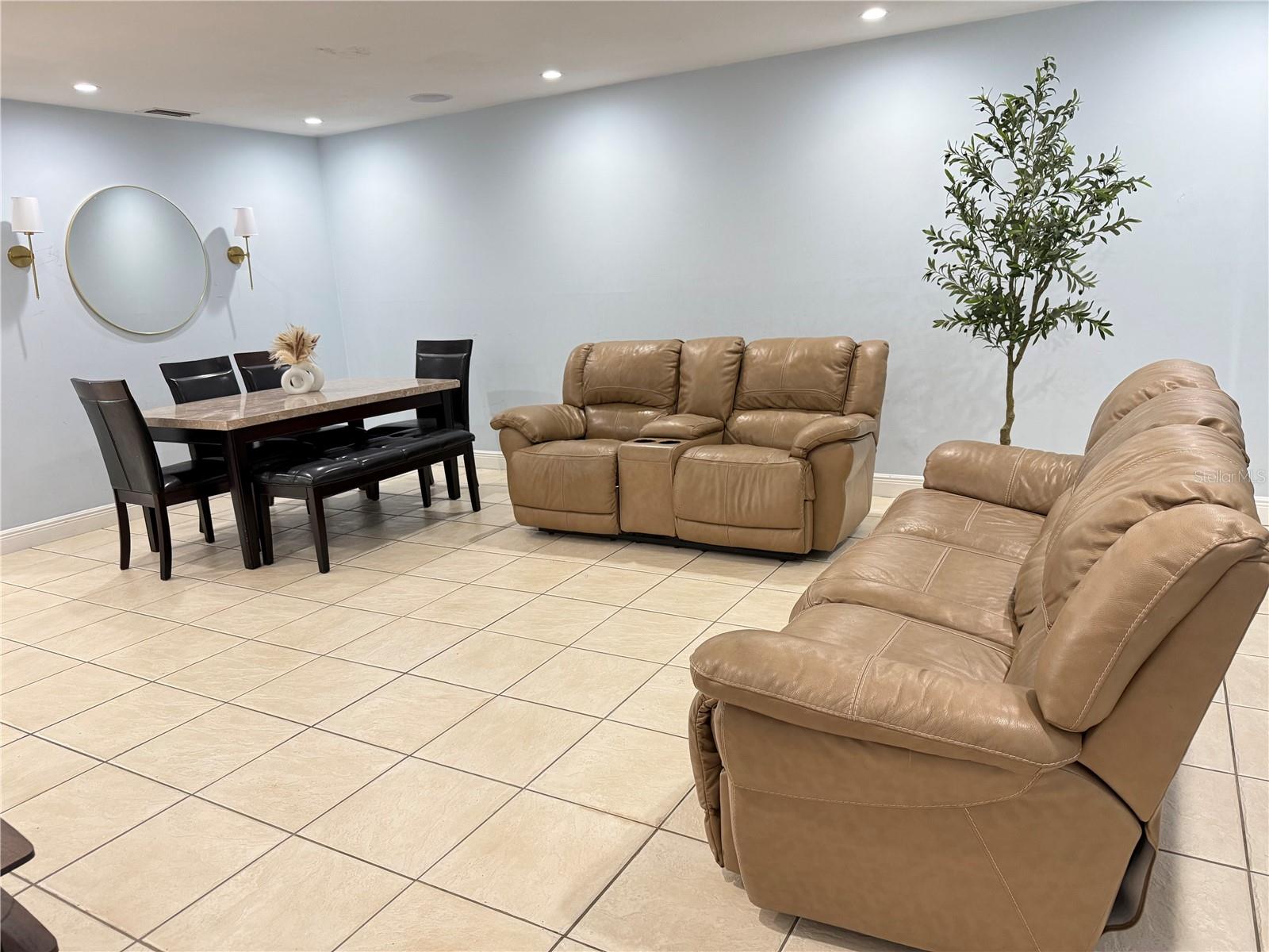 Image 5 of 25 For 7005 Jean Court