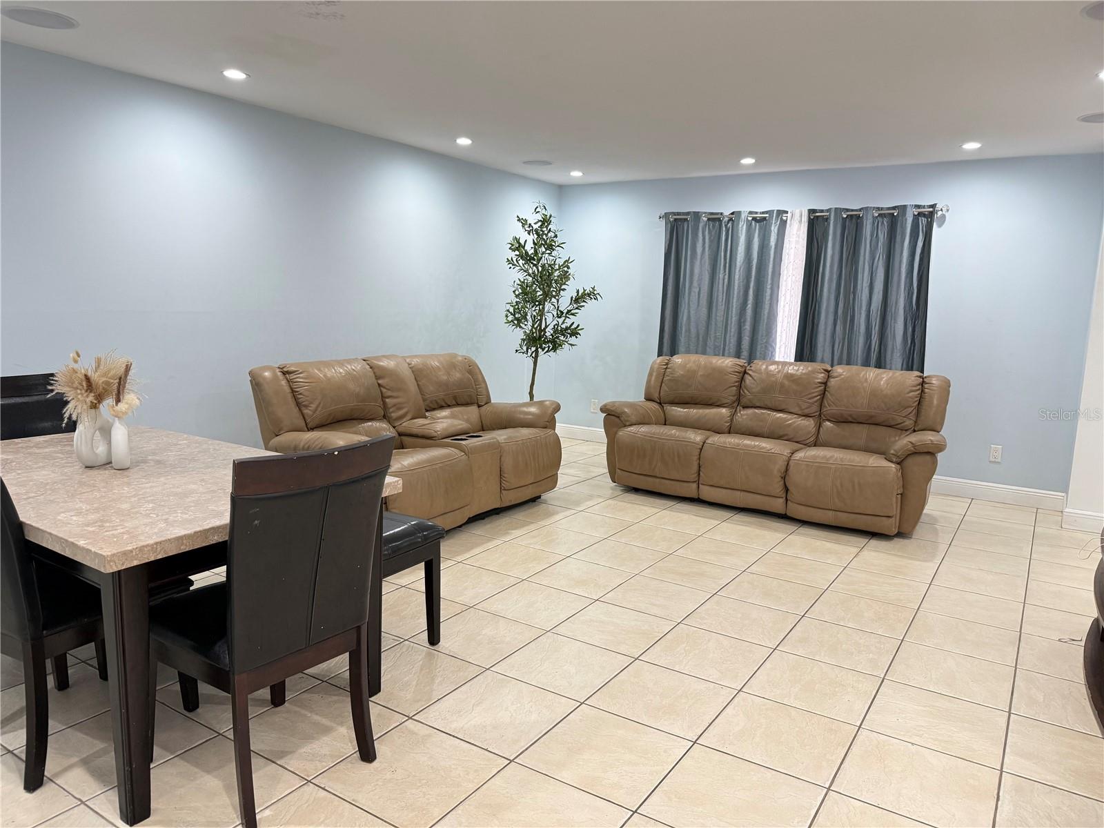 Image 7 of 25 For 7005 Jean Court
