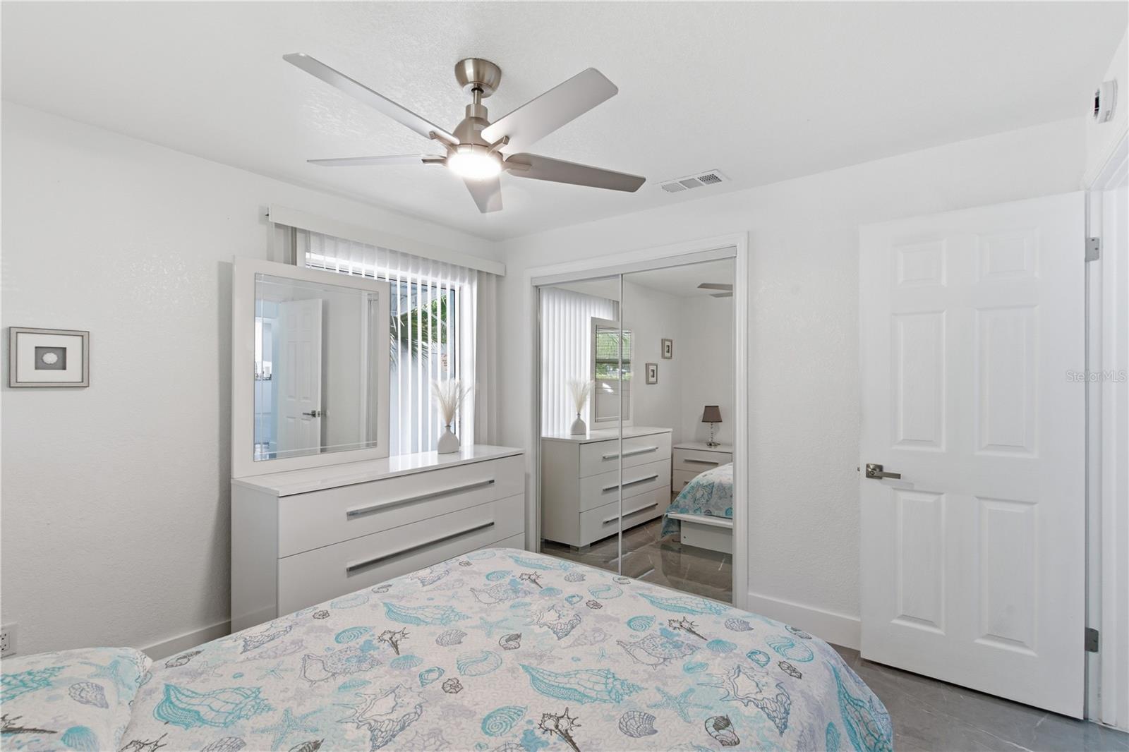 Image 23 of 37 For 1379 Lemon Street