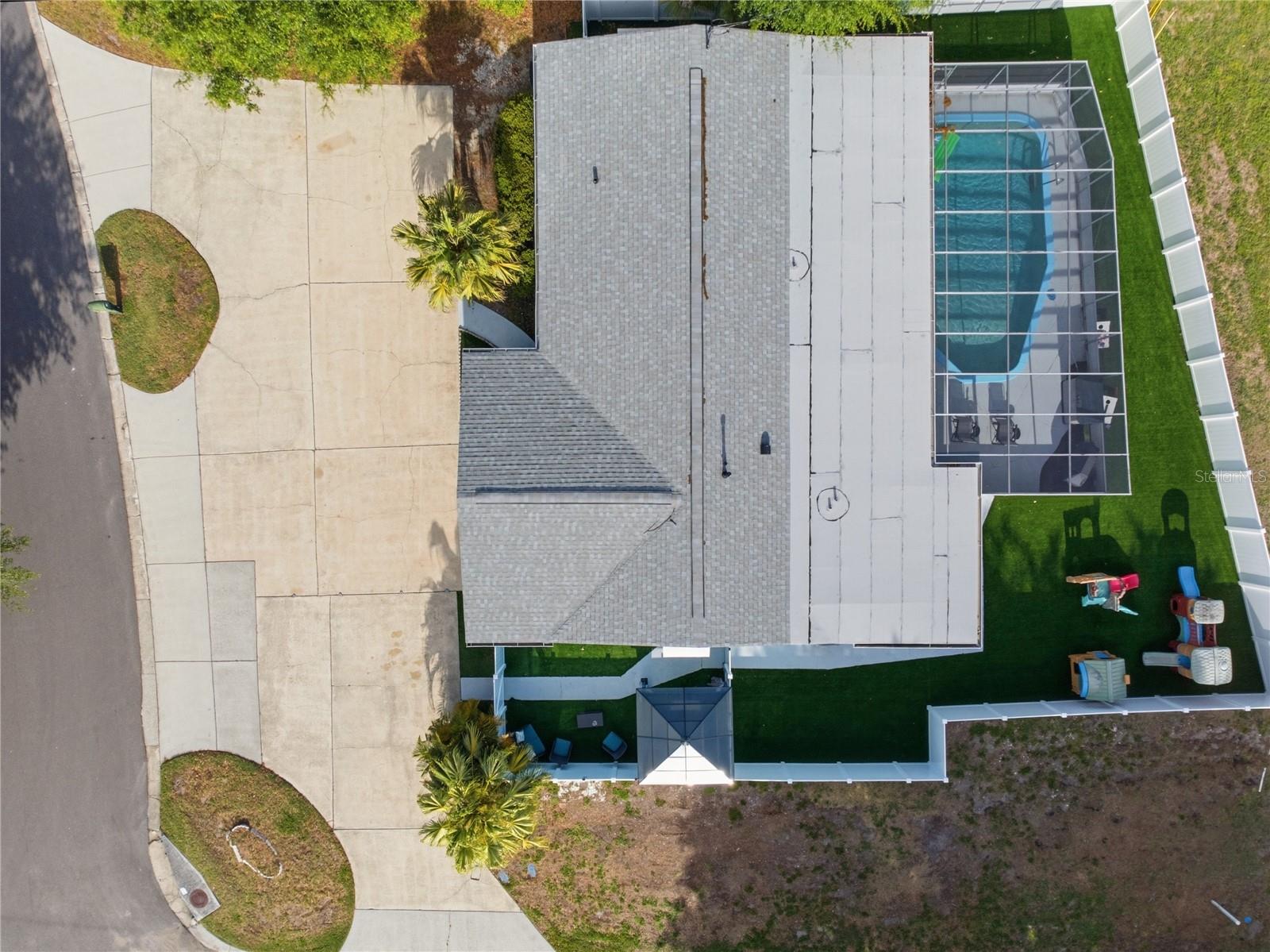 Image 34 of 37 For 1379 Lemon Street