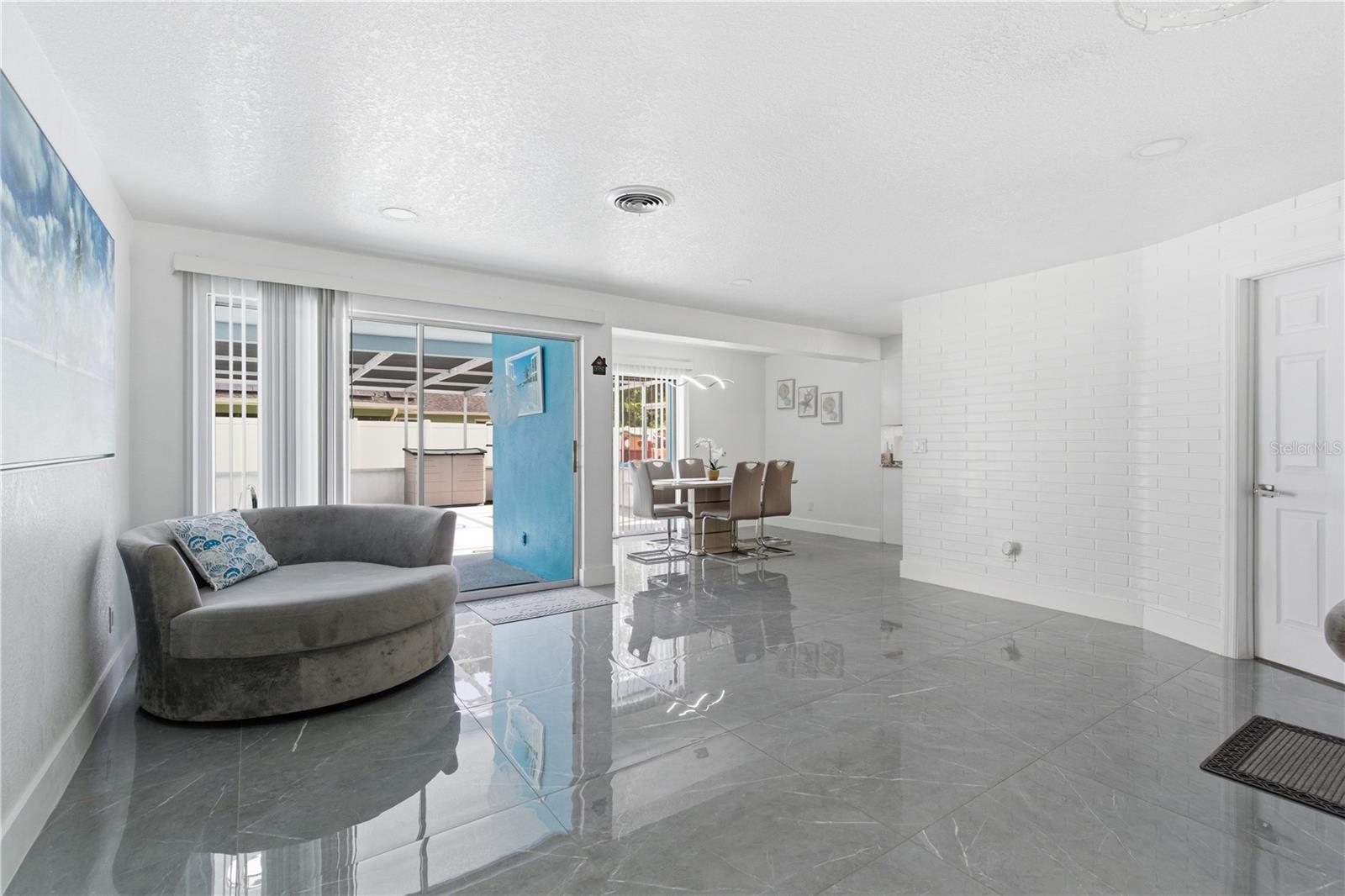 Image 7 of 37 For 1379 Lemon Street