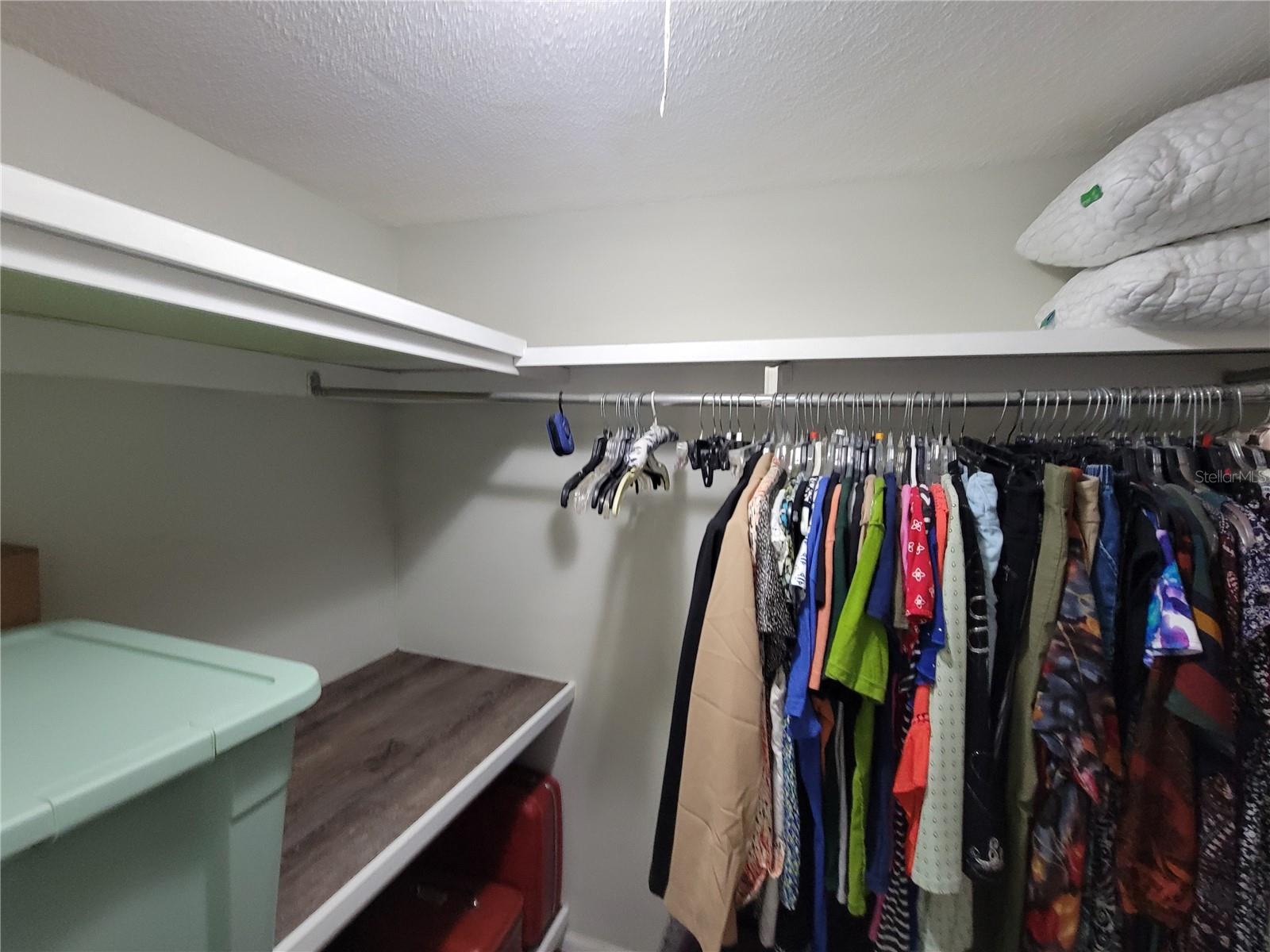 Image 32 of 40 For 4720 Locust Street Ne 219