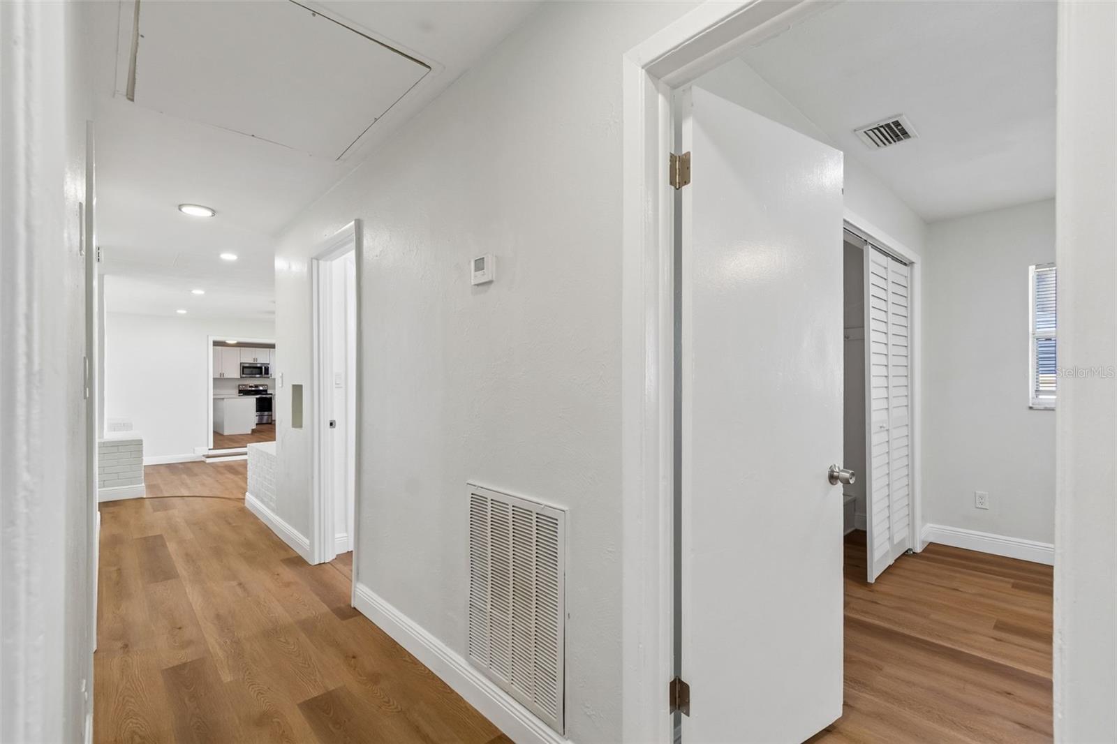 Image 33 of 39 For 1212 24th Avenue