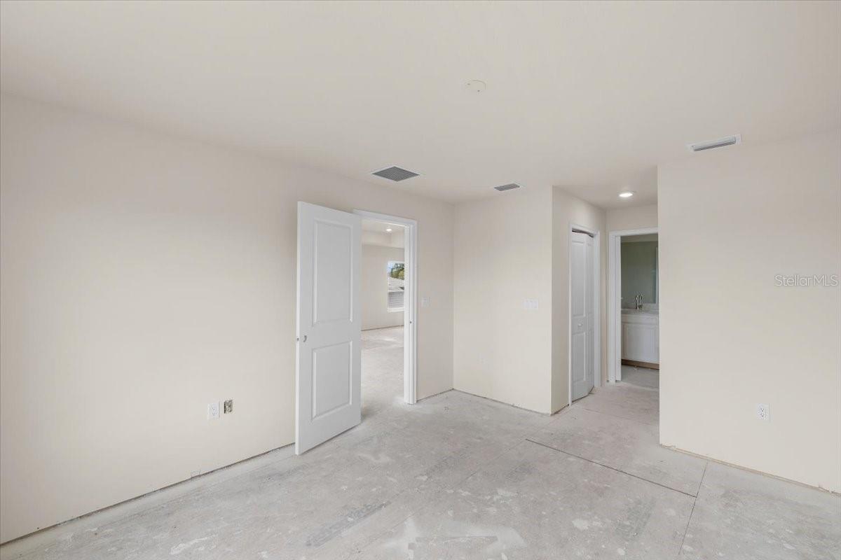 Image 16 of 44 For 3498 Centavo Court