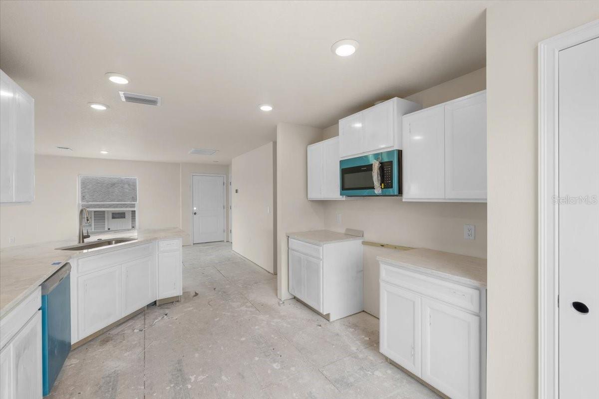 Image 19 of 44 For 3498 Centavo Court