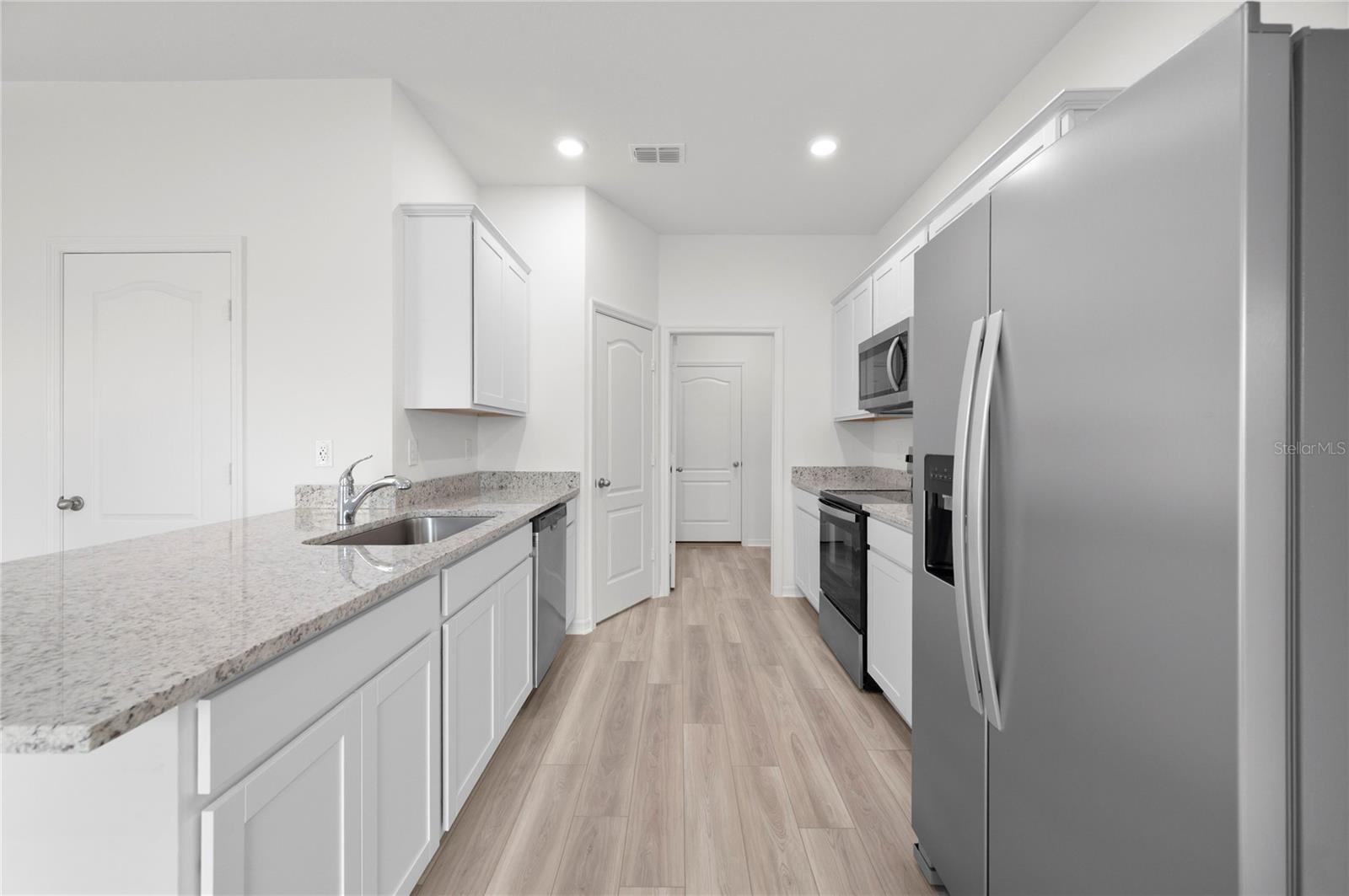 Image 4 of 30 For 624 Tangelo Terrace