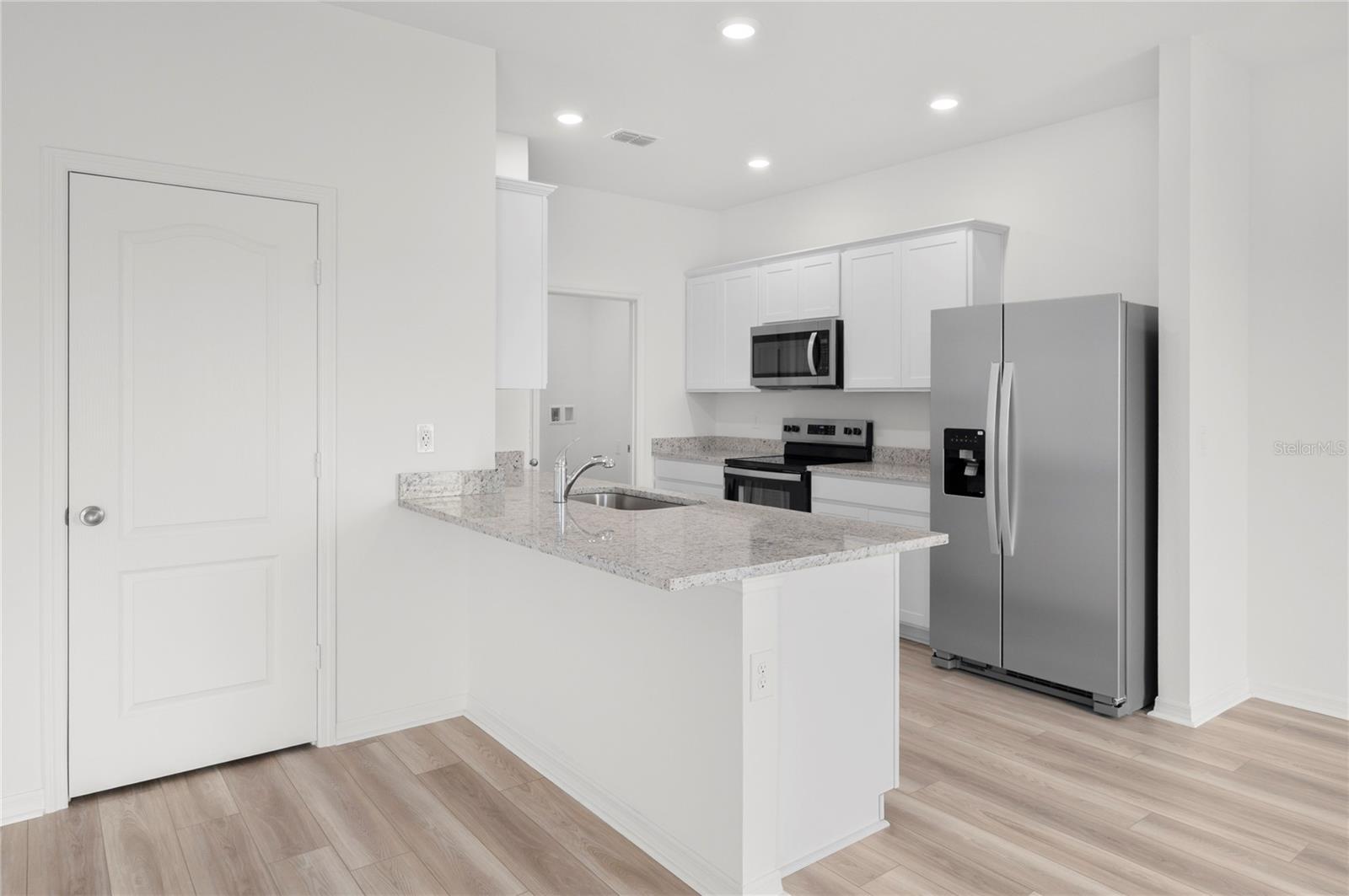 Image 8 of 30 For 624 Tangelo Terrace