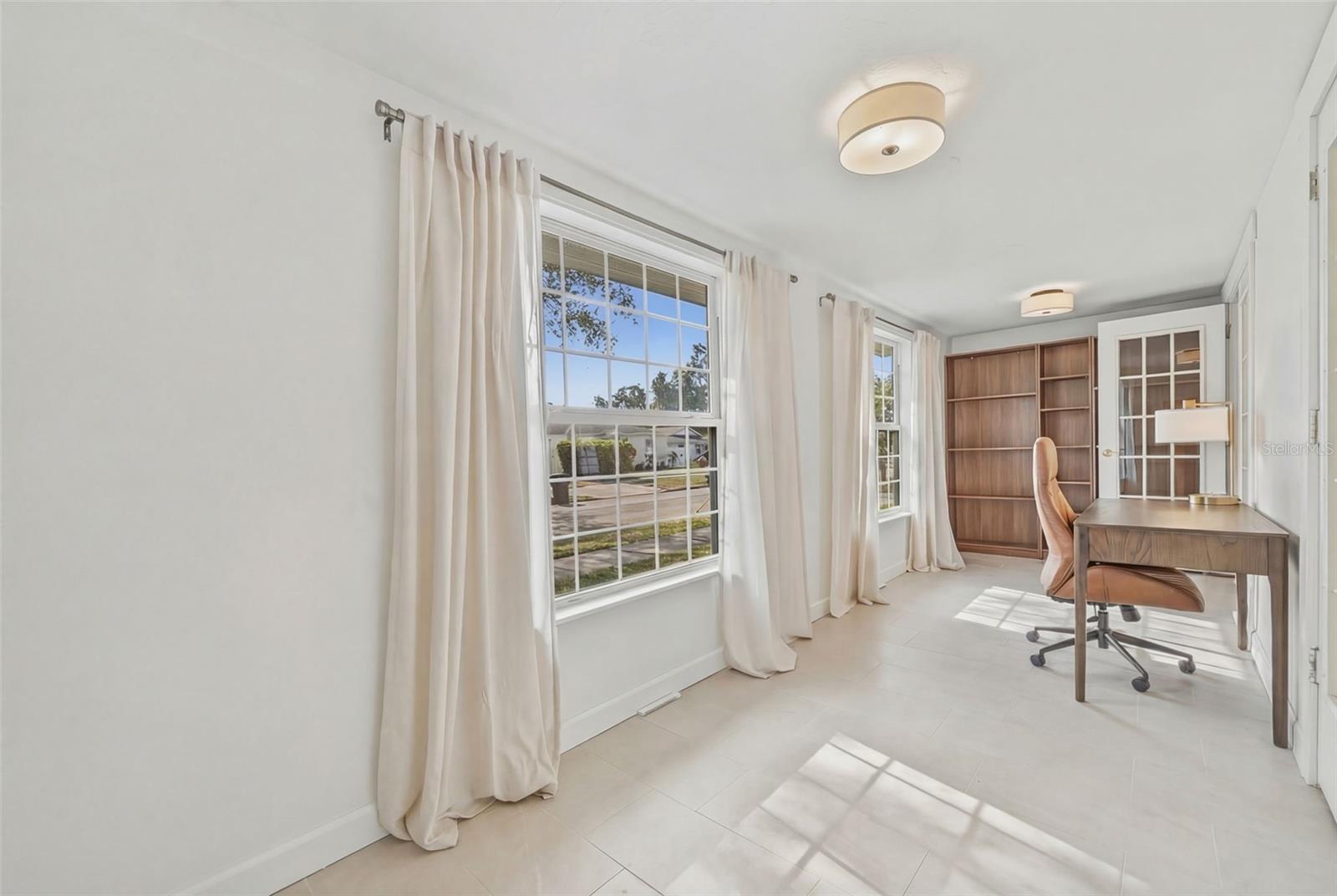 Image 10 of 42 For 1100 32nd Avenue N