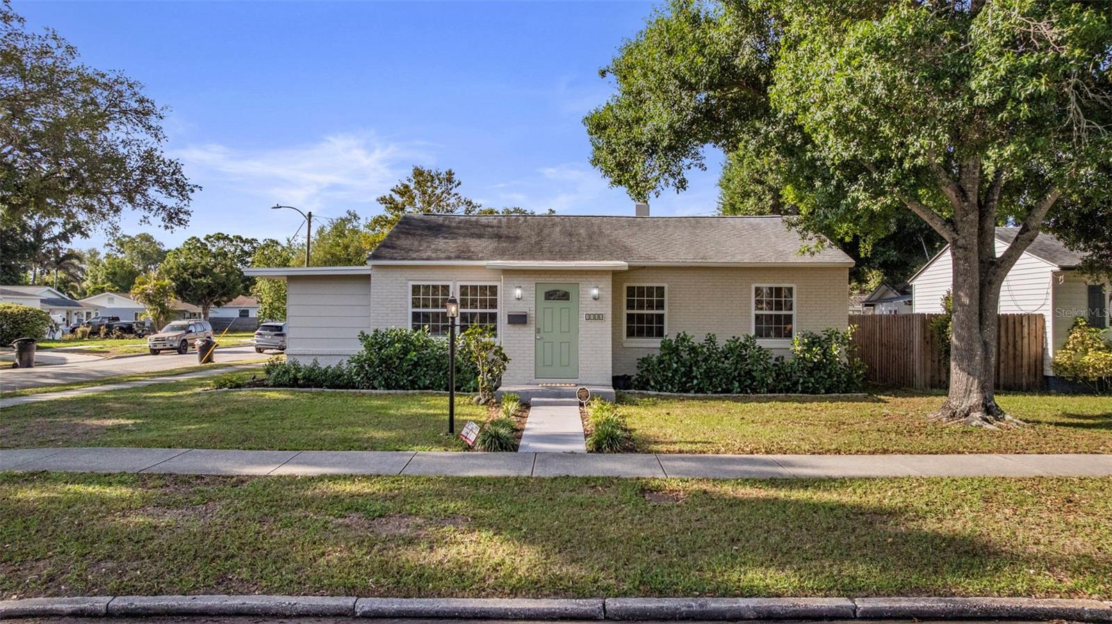 Image 2 of 42 For 1100 32nd Avenue N