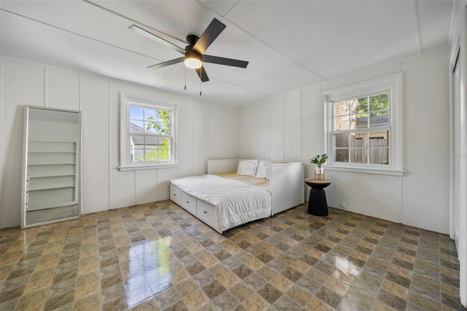 Image 25 of 42 For 1100 32nd Avenue N