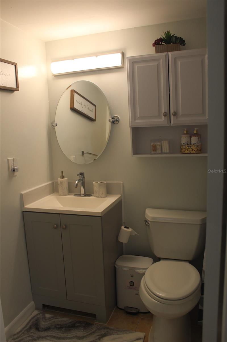 Image 10 of 12 For 7701 Starkey Road 206