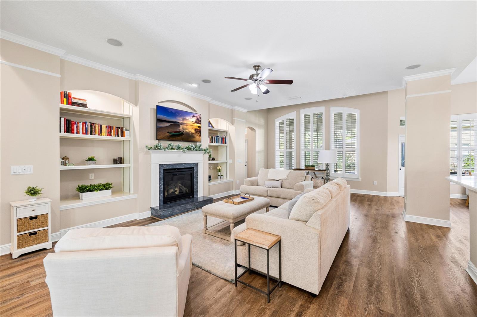 Image 12 of 90 For 5823 Terncrest Drive