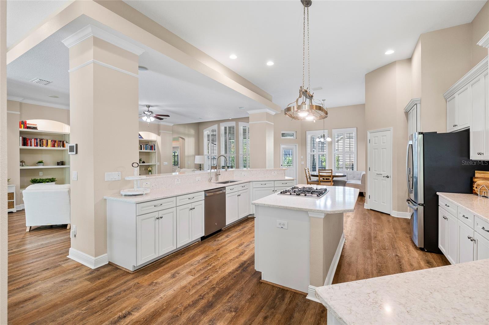 Image 17 of 90 For 5823 Terncrest Drive