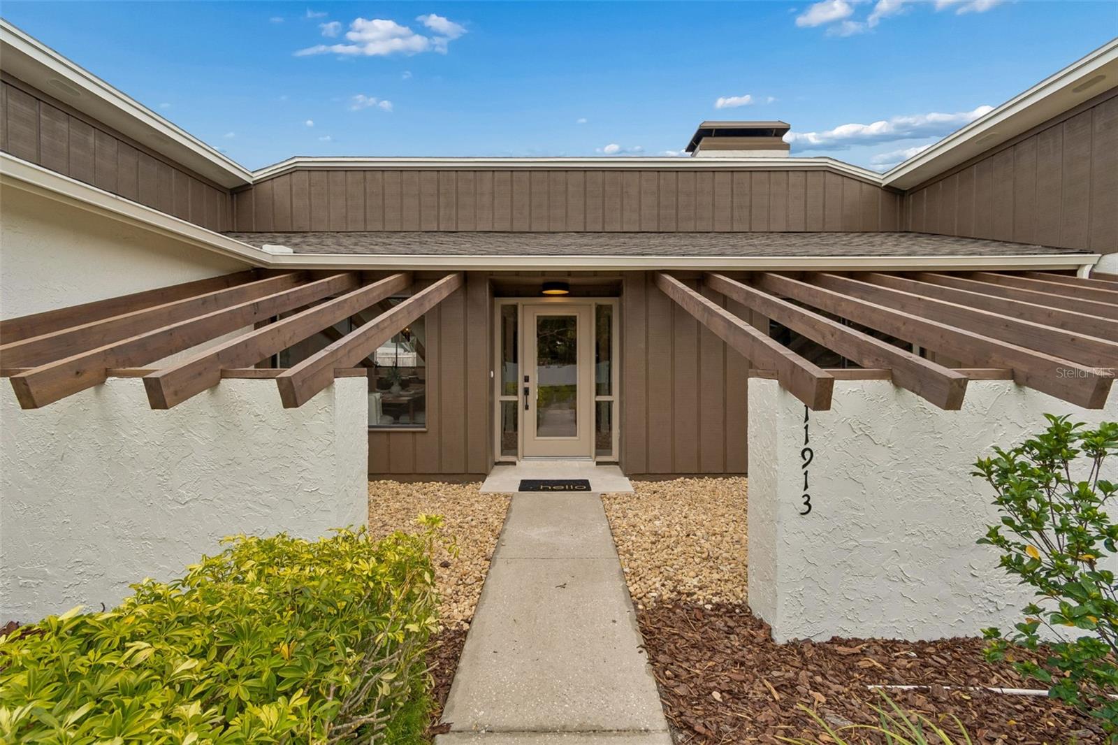 Image 4 of 42 For 11913 Nicklaus Circle