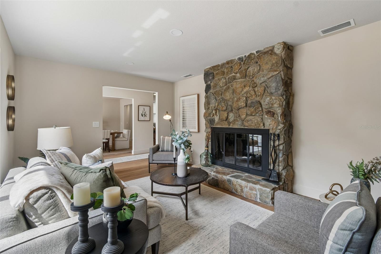 Image 7 of 42 For 11913 Nicklaus Circle