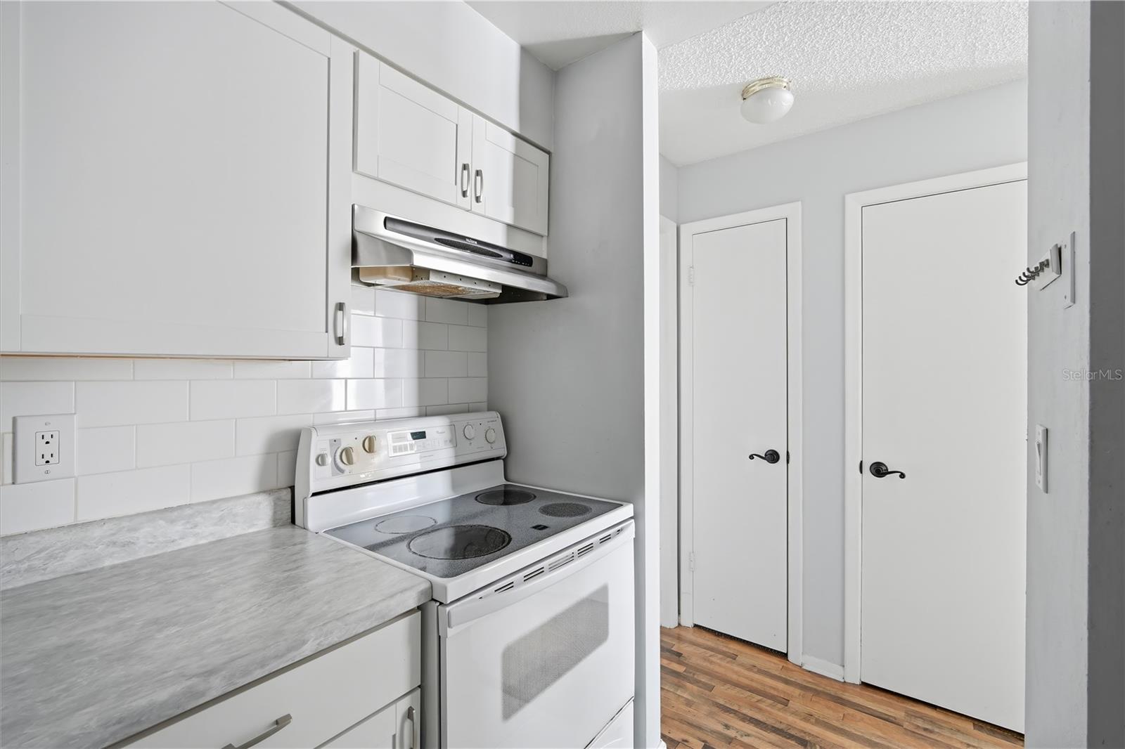 Image 11 of 23 For 4022 Tumble Wood Trail 201