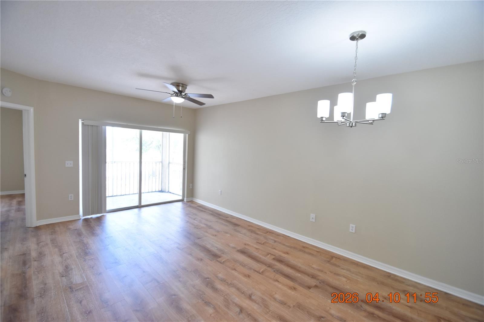 Image 10 of 38 For 6007 Skydale Way 202