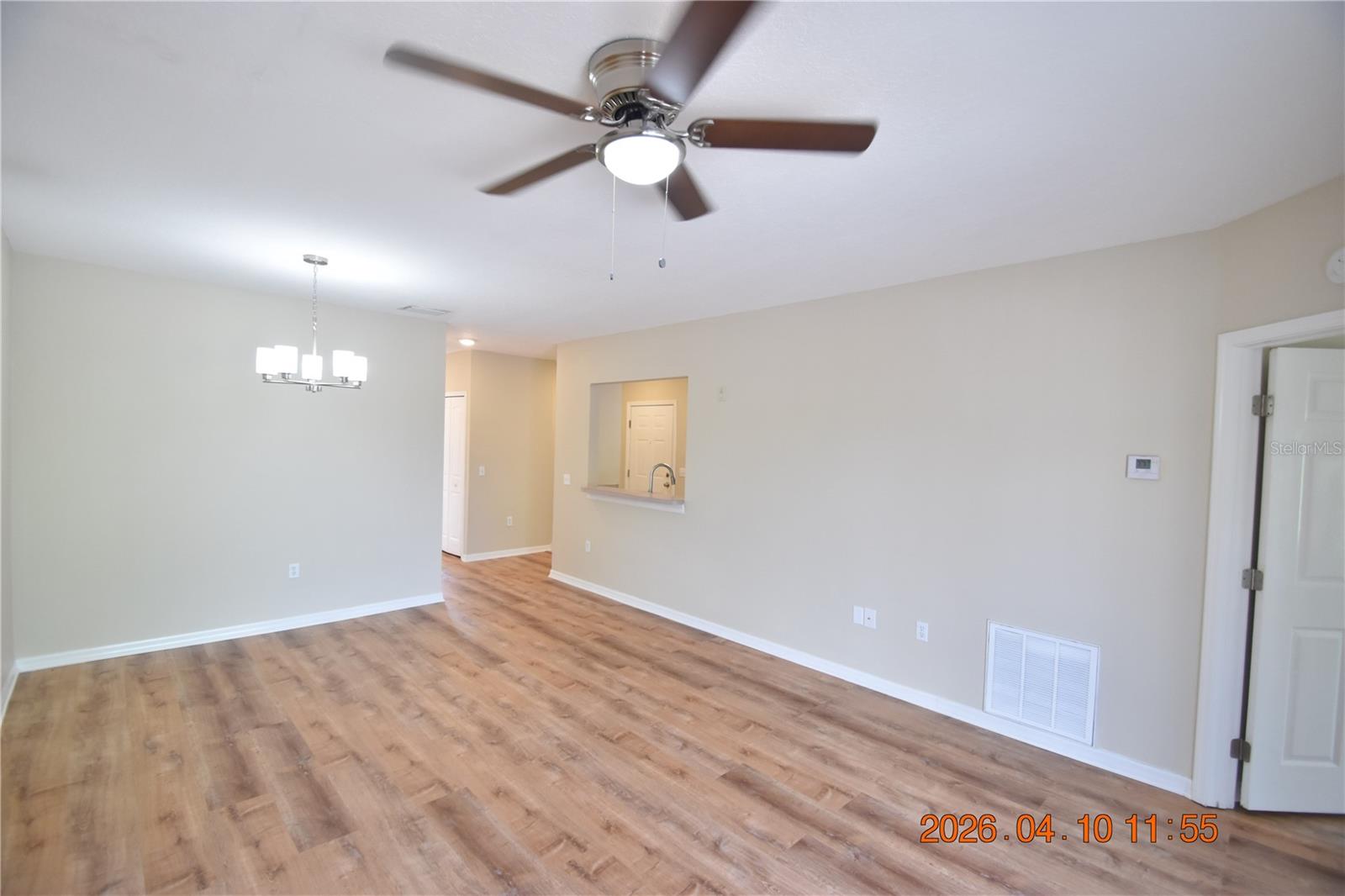 Image 12 of 38 For 6007 Skydale Way 202