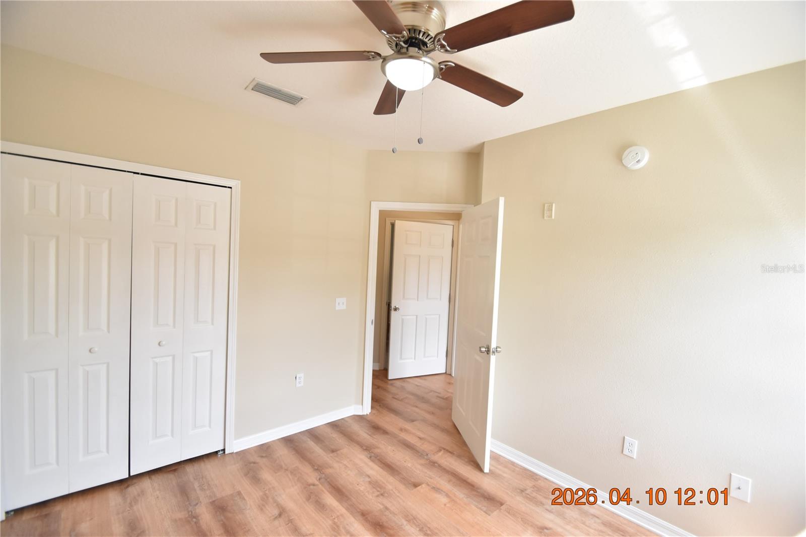 Image 27 of 38 For 6007 Skydale Way 202