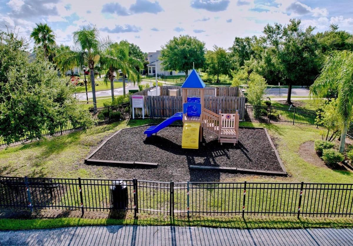 Image 35 of 38 For 6007 Skydale Way 202