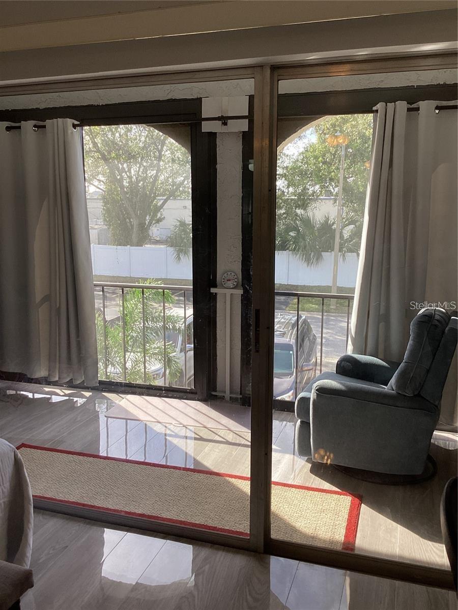 Image 12 of 20 For 7701 Starkey Road 704