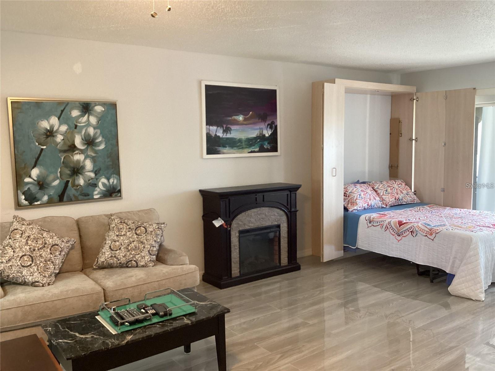 Image 4 of 20 For 7701 Starkey Road 704