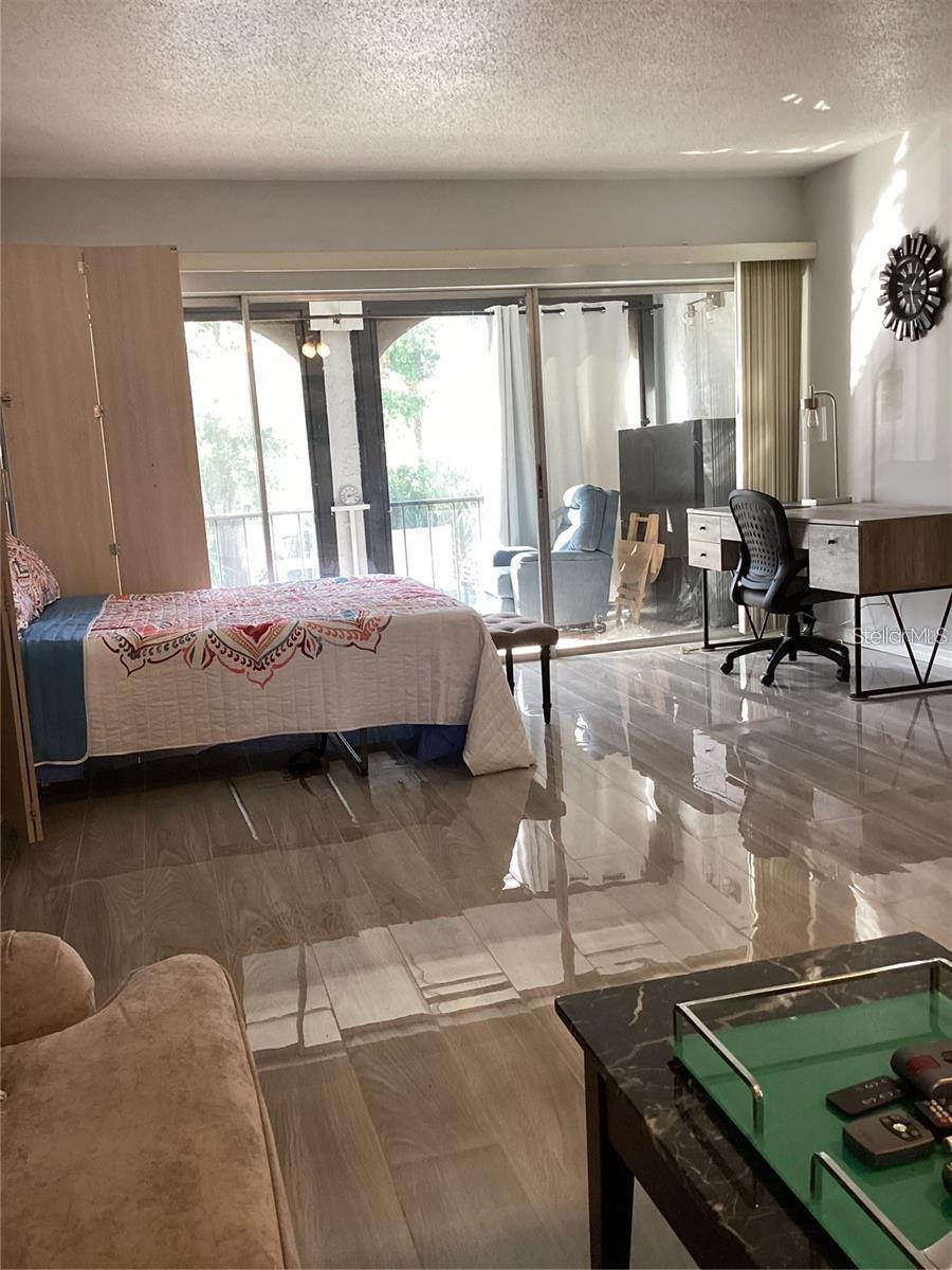 Image 5 of 20 For 7701 Starkey Road 704