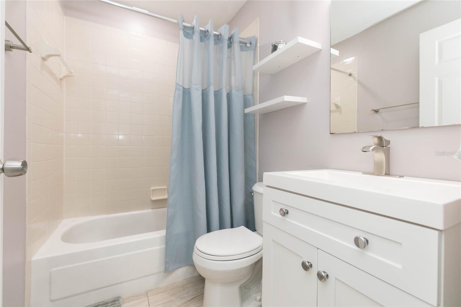 Image 26 of 50 For 1111 Windhorst Ridge Drive