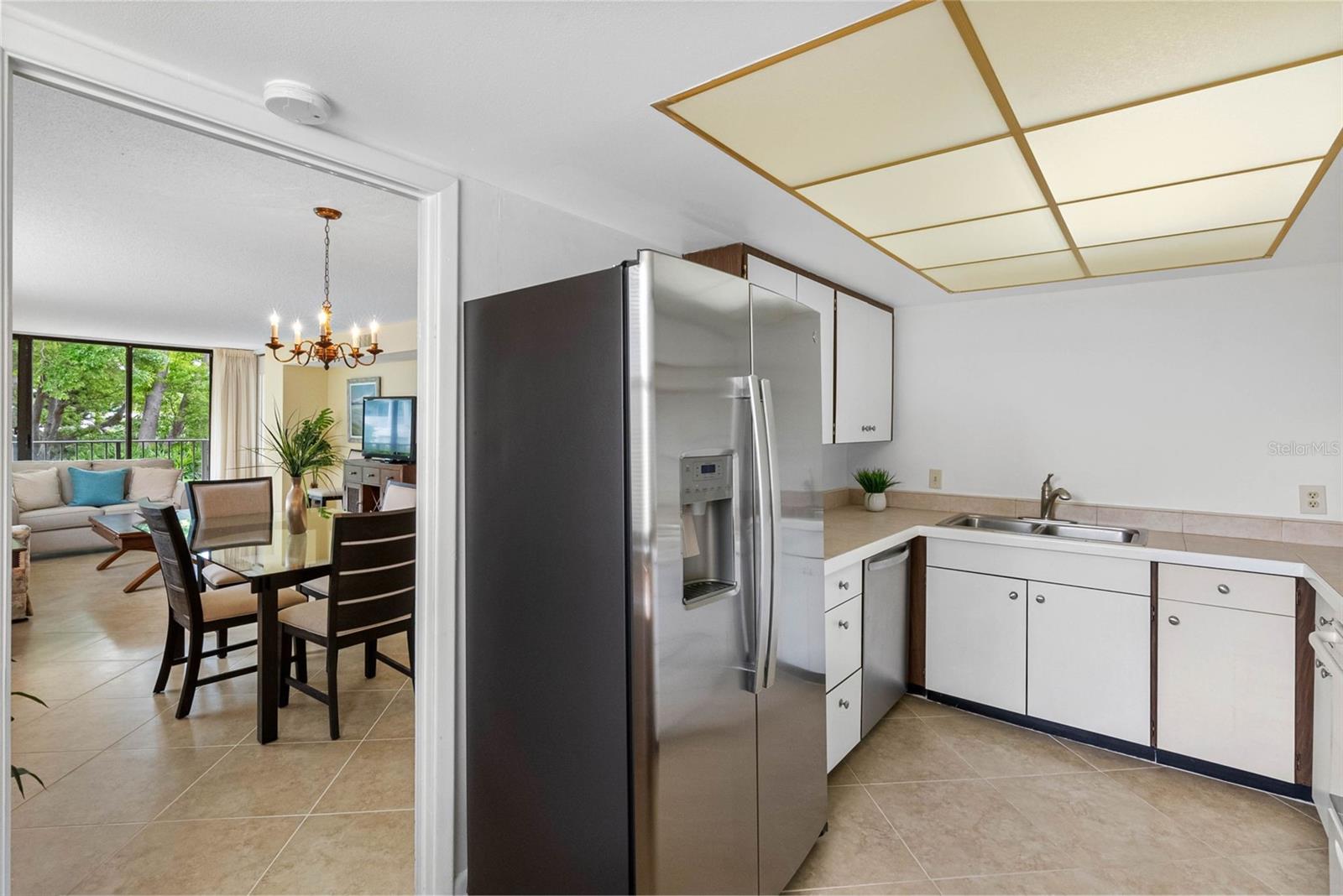 Image 10 of 45 For 100 Oakmont Lane 203