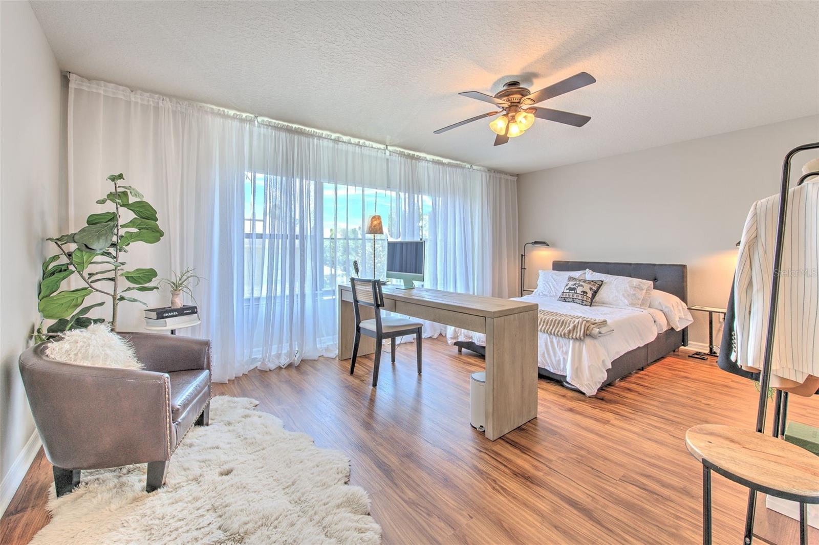 Image 24 of 41 For 11808 13th Way N