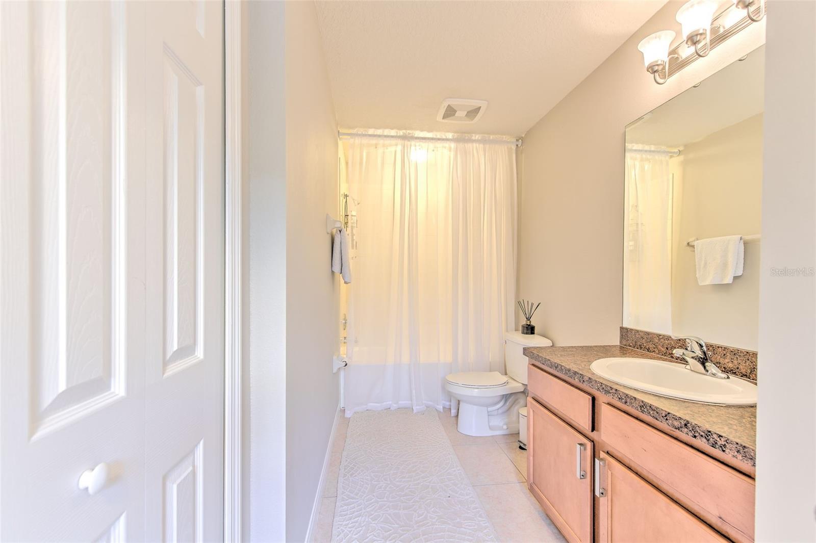 Image 28 of 41 For 11808 13th Way N