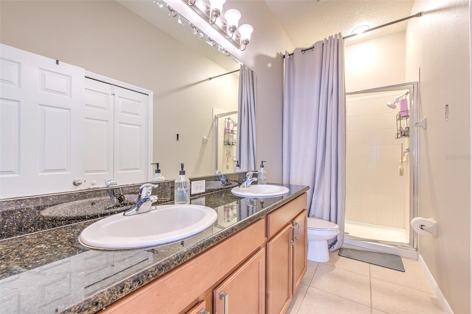 Image 32 of 41 For 11808 13th Way N