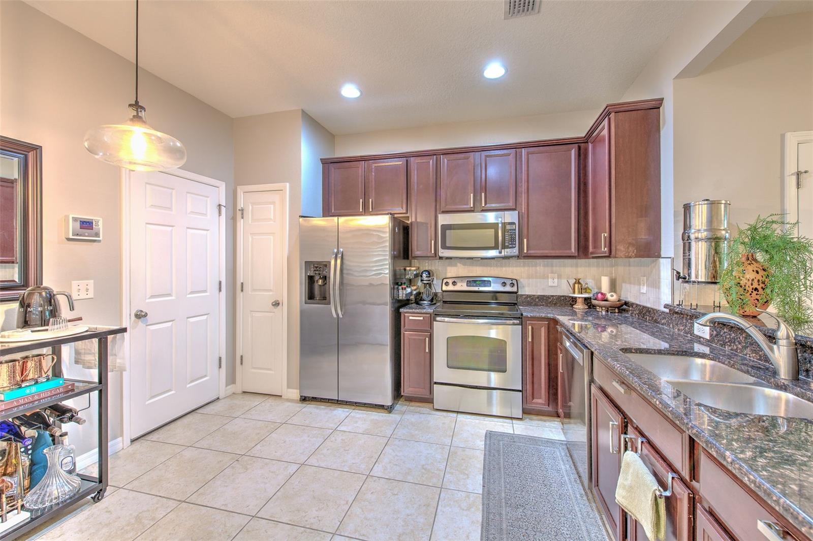 Image 7 of 41 For 11808 13th Way N