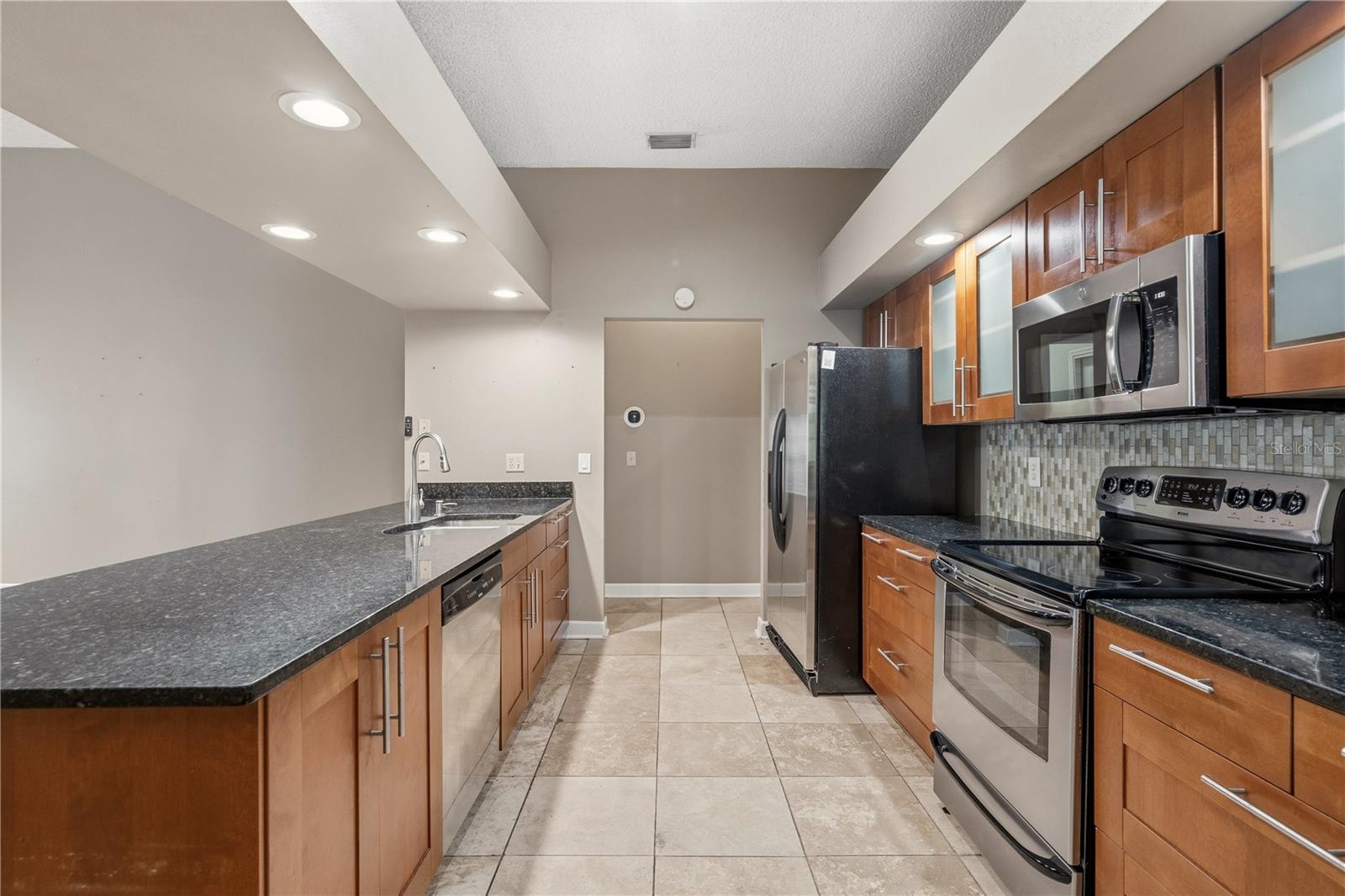 Image 12 of 44 For 3632 Cold Creek Drive