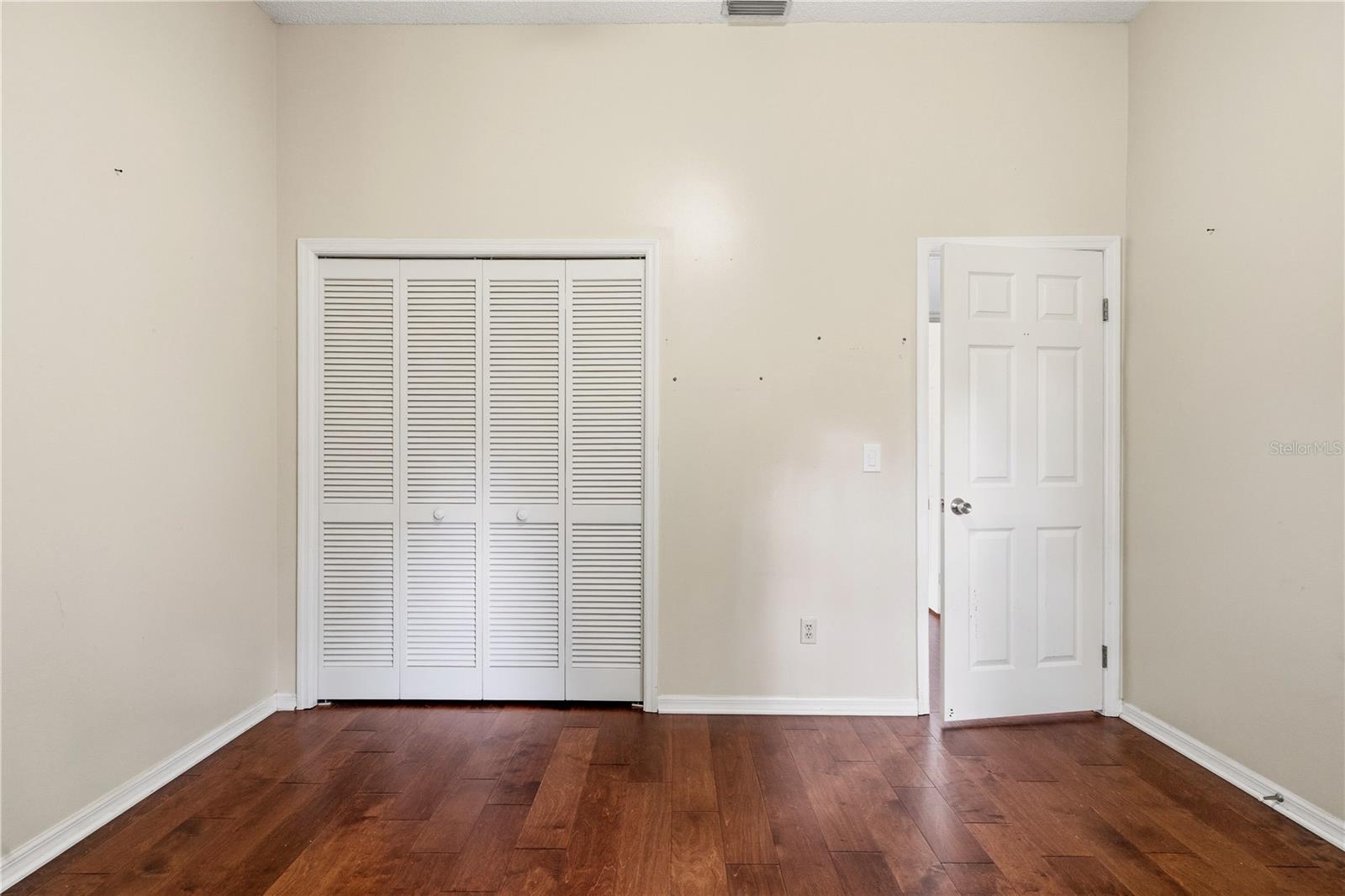 Image 35 of 44 For 3632 Cold Creek Drive