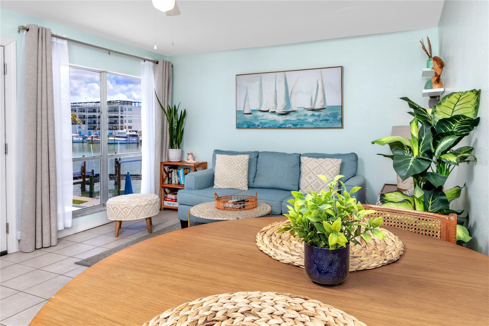 Image 15 of 59 For 159 Medallion Boulevard H