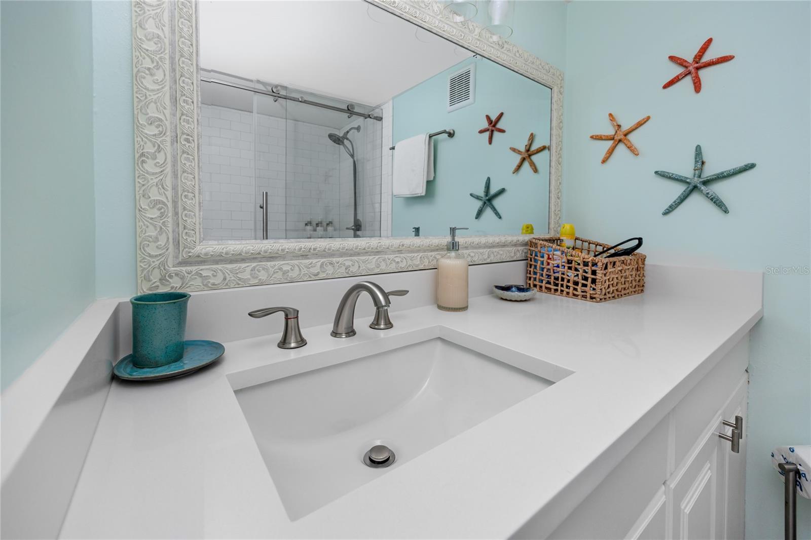 Image 26 of 59 For 159 Medallion Boulevard H