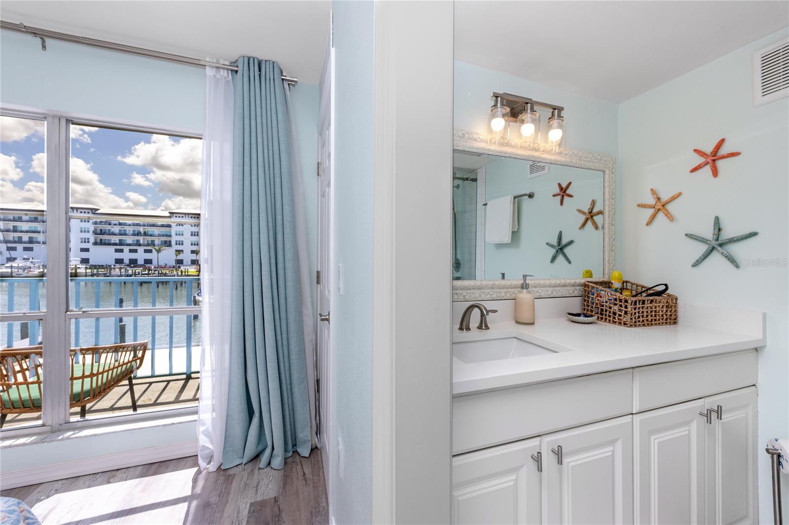 Image 30 of 59 For 159 Medallion Boulevard H