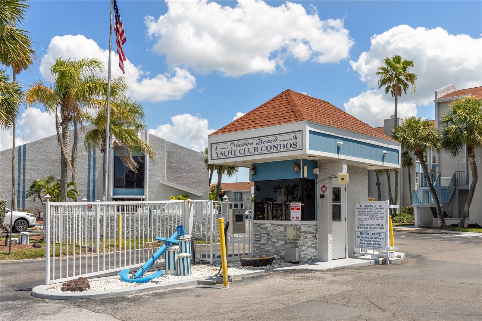 Image 41 of 59 For 159 Medallion Boulevard H