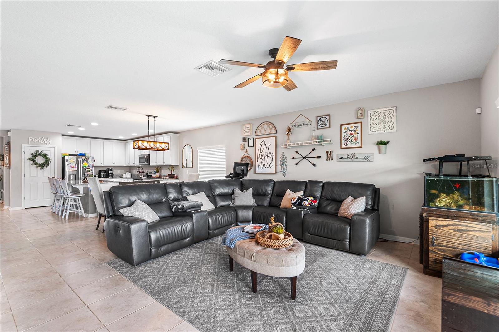 Image 13 of 26 For 12960 Conquistador Loop