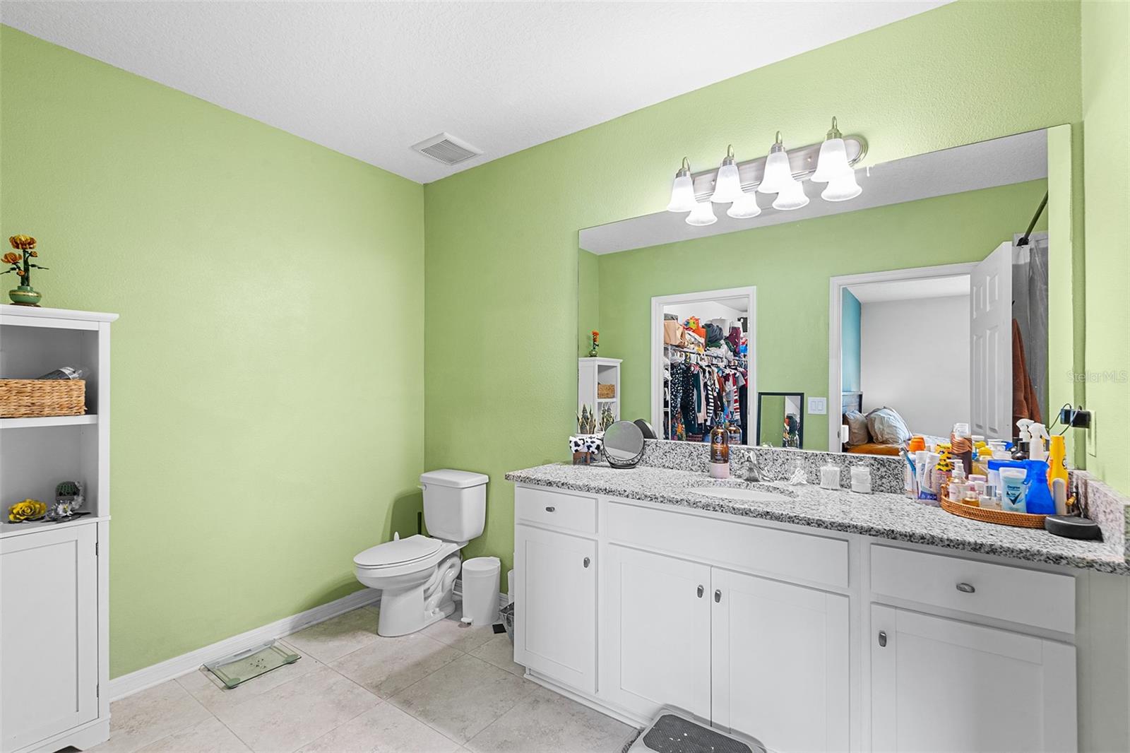 Image 15 of 26 For 12960 Conquistador Loop