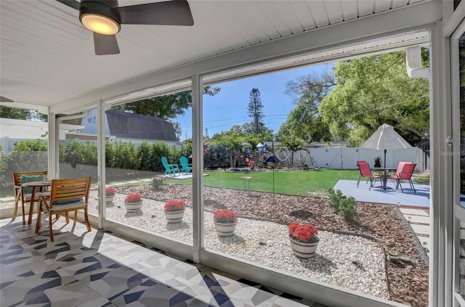 Listing photo id 27 for 5428 7th Avenue N