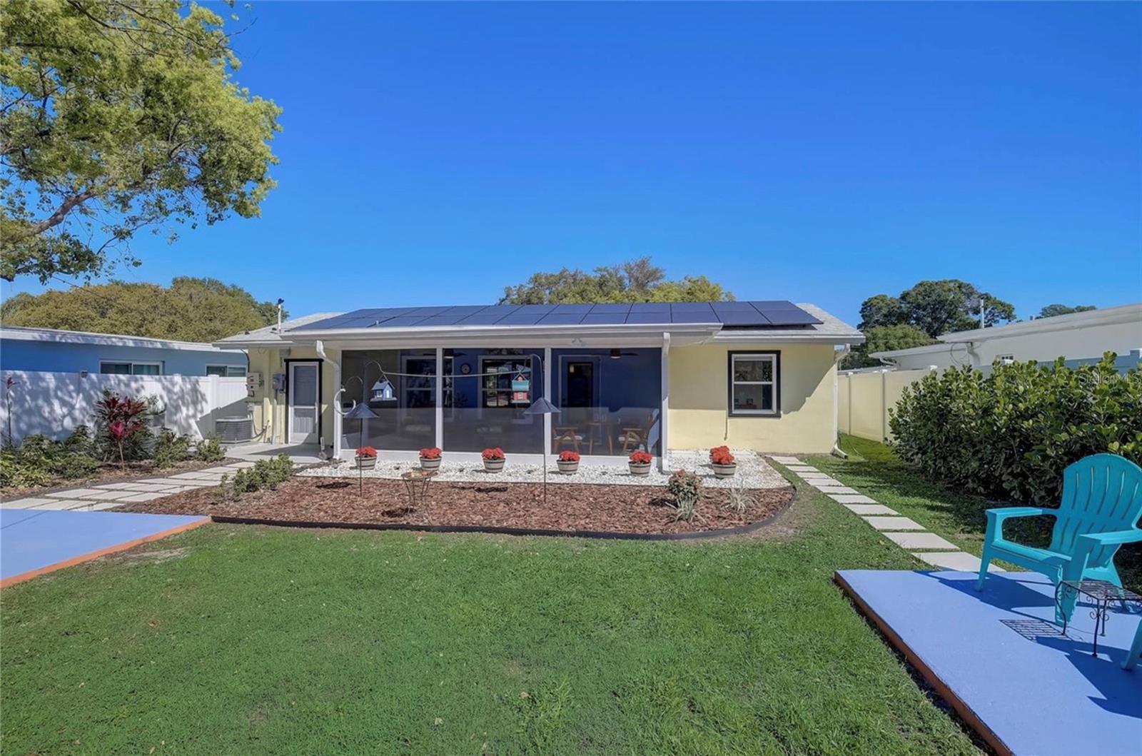 Listing photo id 32 for 5428 7th Avenue N