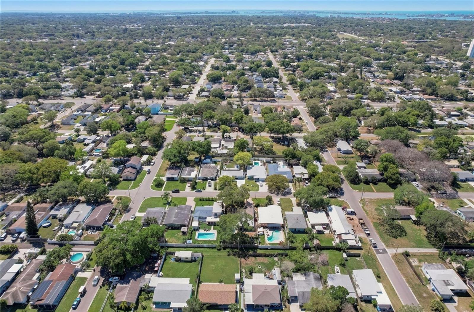 Listing photo id 43 for 5428 7th Avenue N