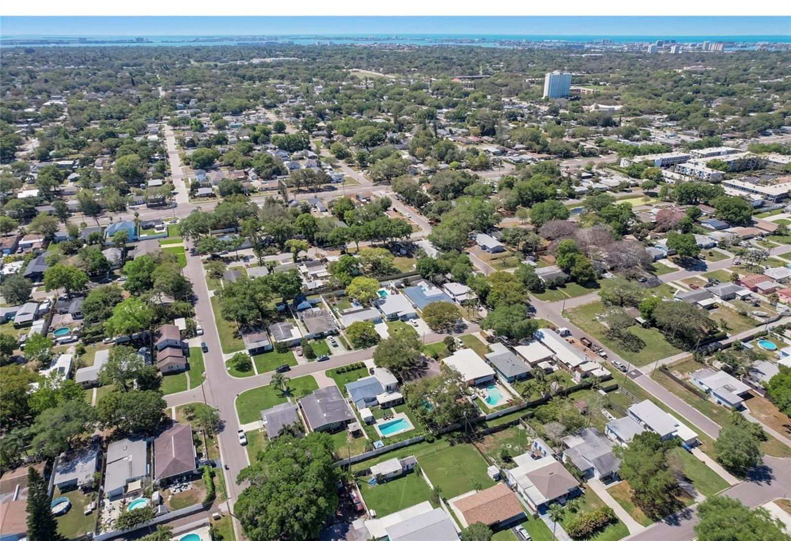 Listing photo id 44 for 5428 7th Avenue N