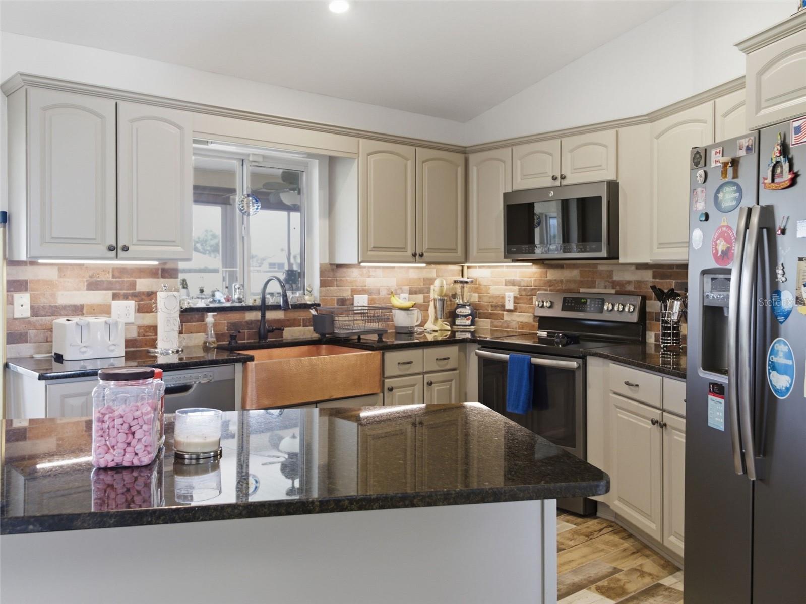 Image 19 of 47 For 2445 53rd Avenue Road