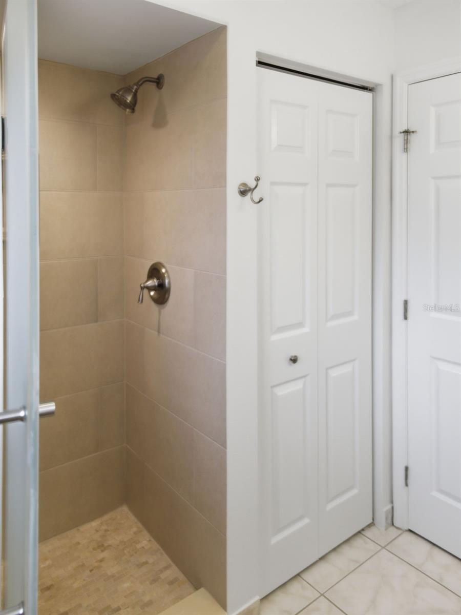 Image 41 of 47 For 2445 53rd Avenue Road