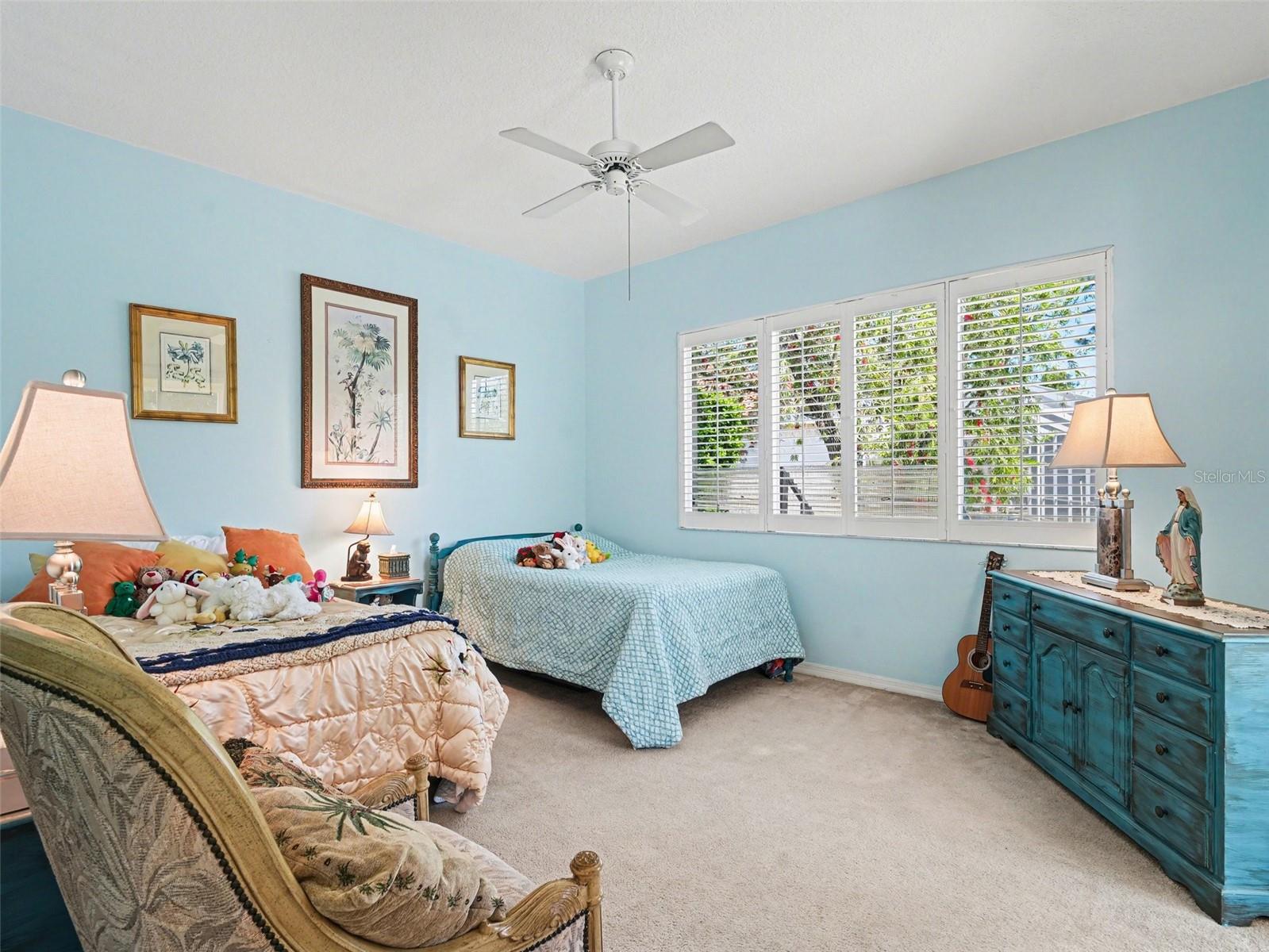 Image 16 of 29 For 7219 Coachlight Street